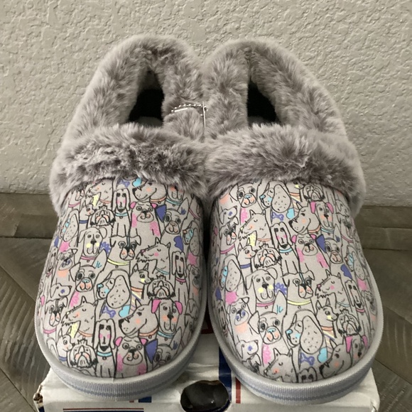 SKECHERS Women's BOBS Too Cozy - Doodle Creations Slippers, size 7 - Picture 1 of 10